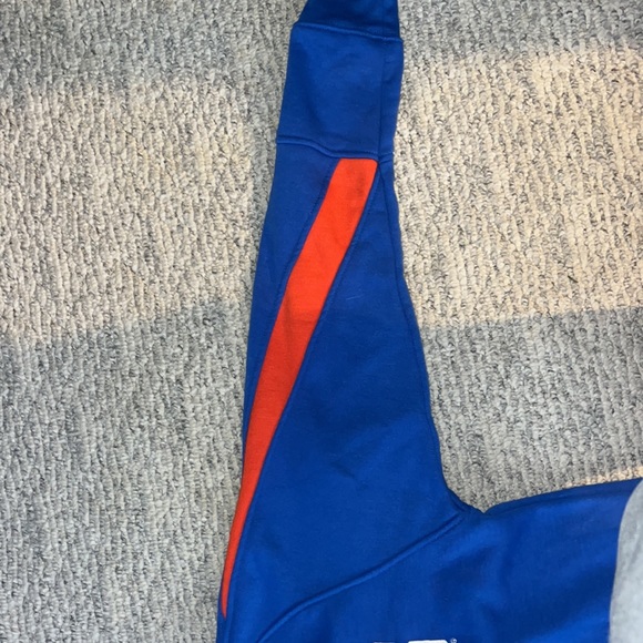 vintage university of florida hoodie embroidered (gators) - Picture 4 of 5